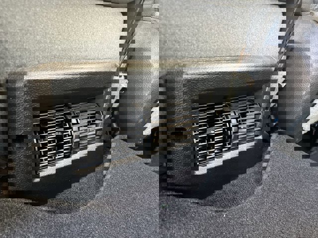 Used 2015 RAM 1500 Express image 22