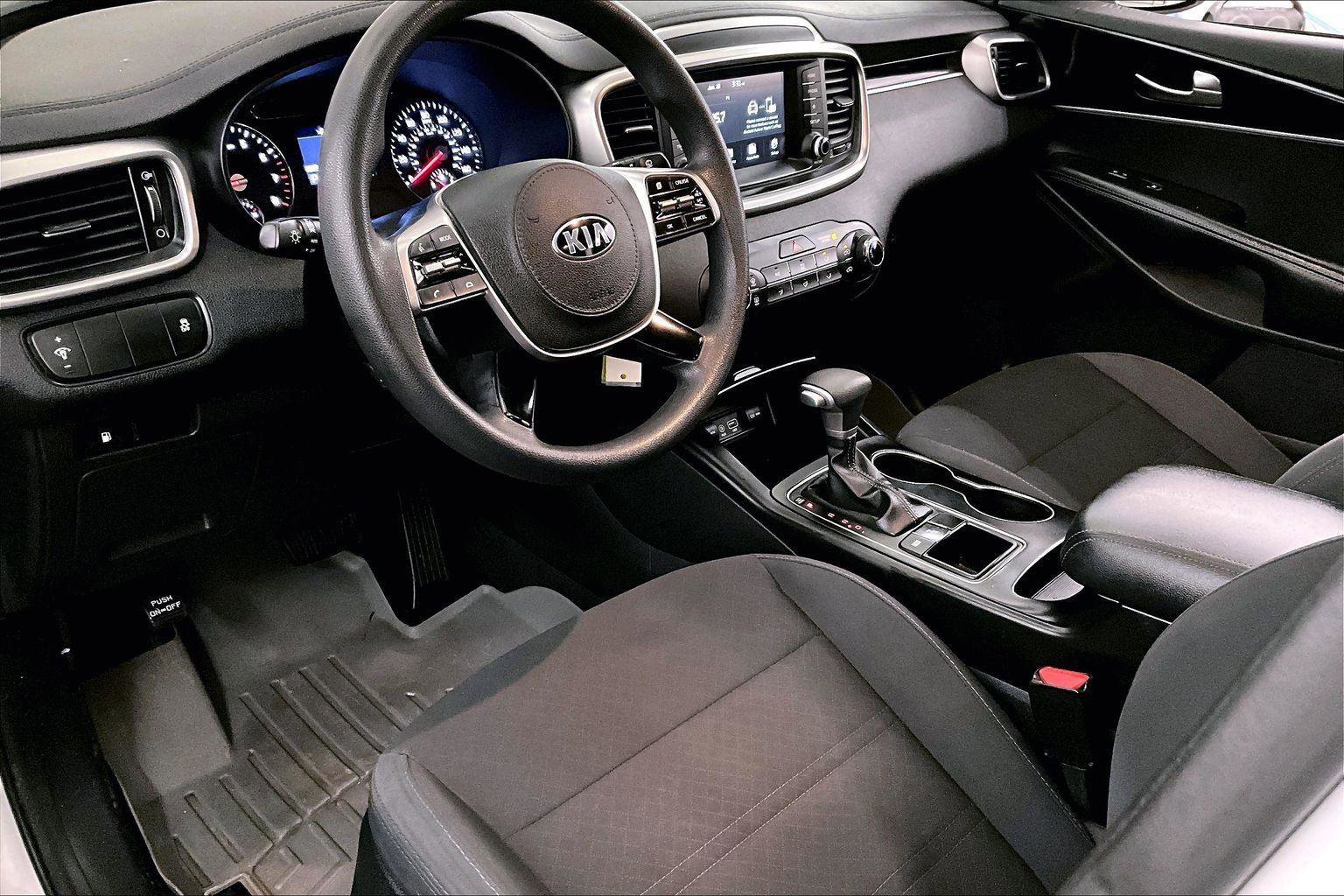 Used 2020 Kia Sorento AWD V6 image 13