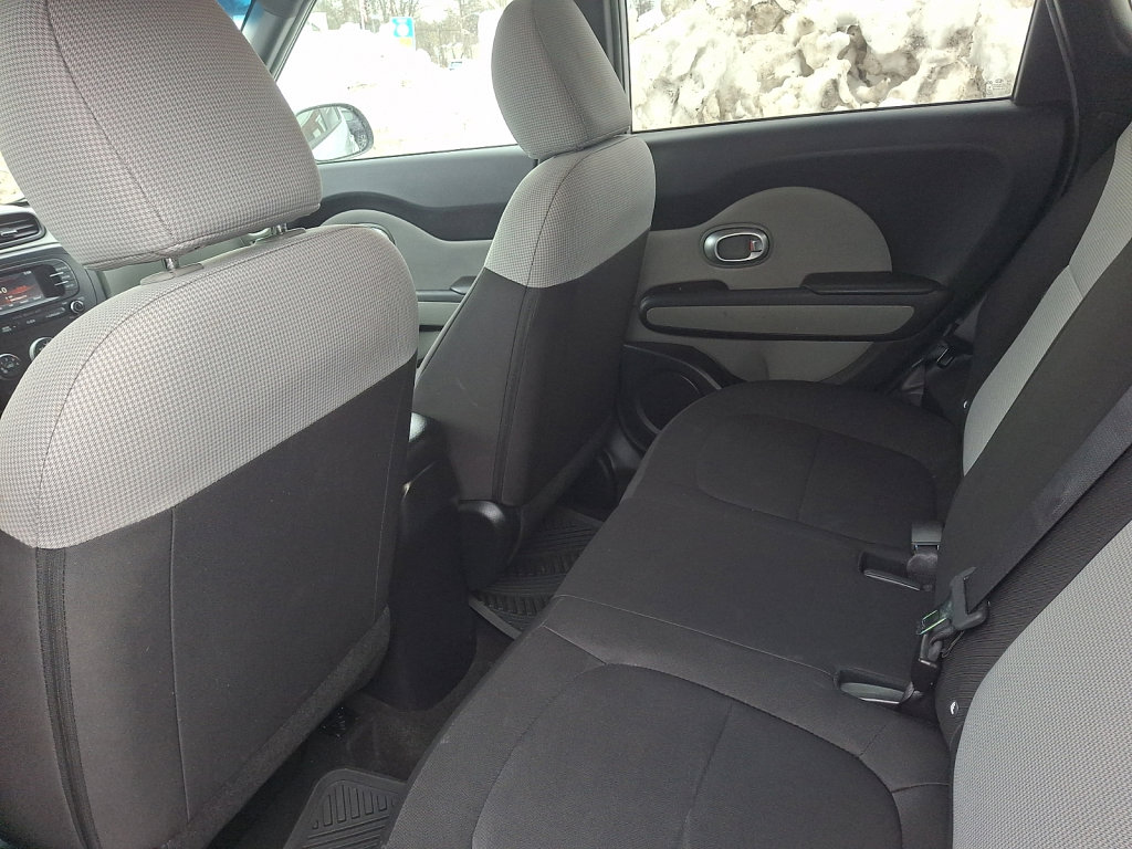 Used 2015 Kia Soul image 20