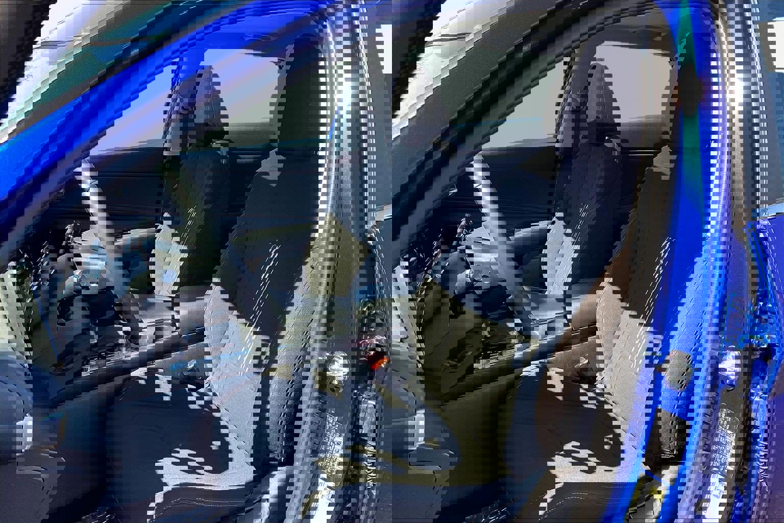 Certified 2025 Hyundai Elantra SEL image 21