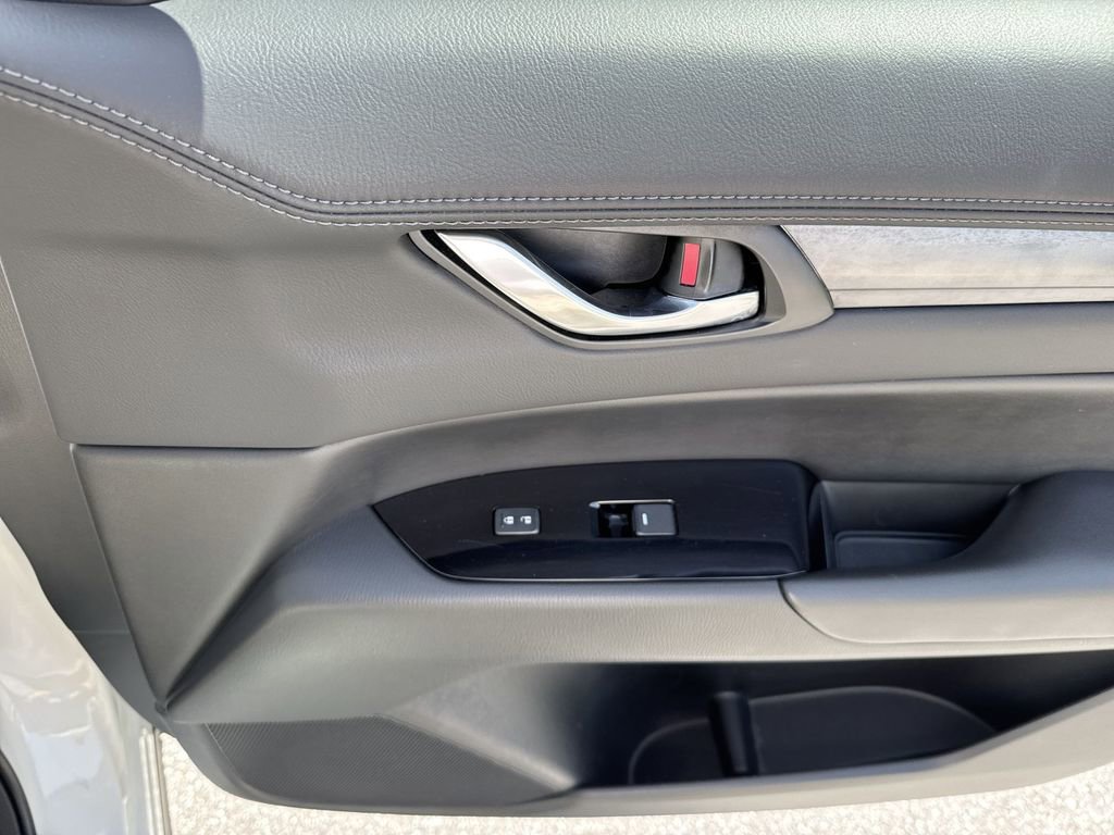 Used 2019 MAZDA CX-5 Touring image 44