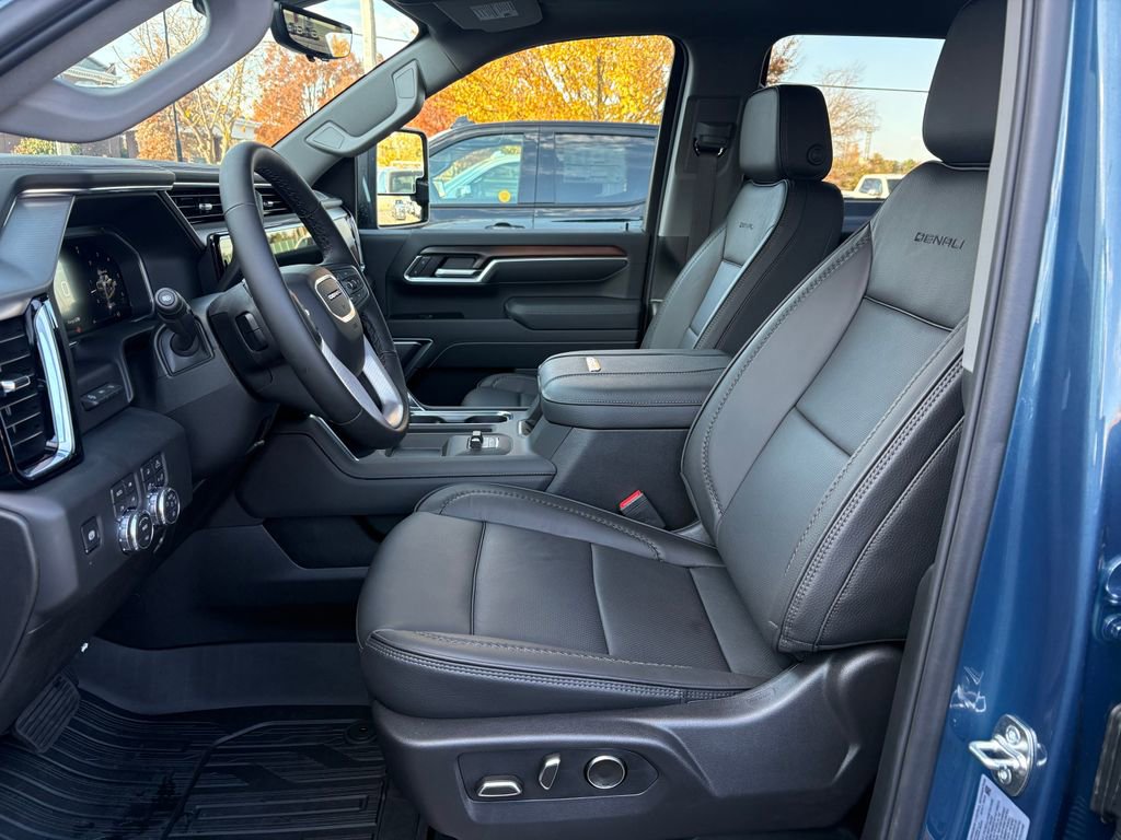 New 2026 GMC Sierra 2500 Denali w/ Technology Package image 15