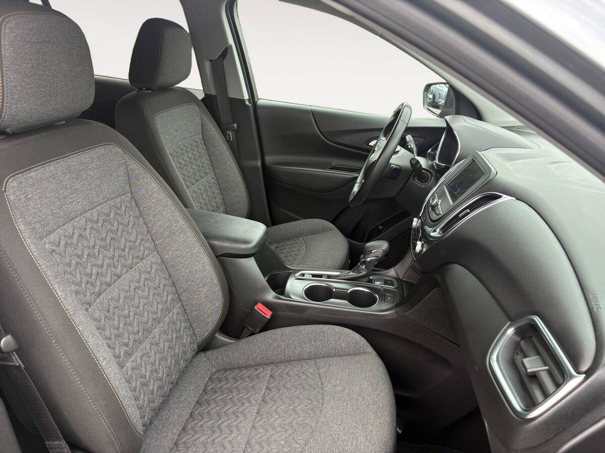 Used 2024 Chevrolet Equinox LT AWD/4WD image 15