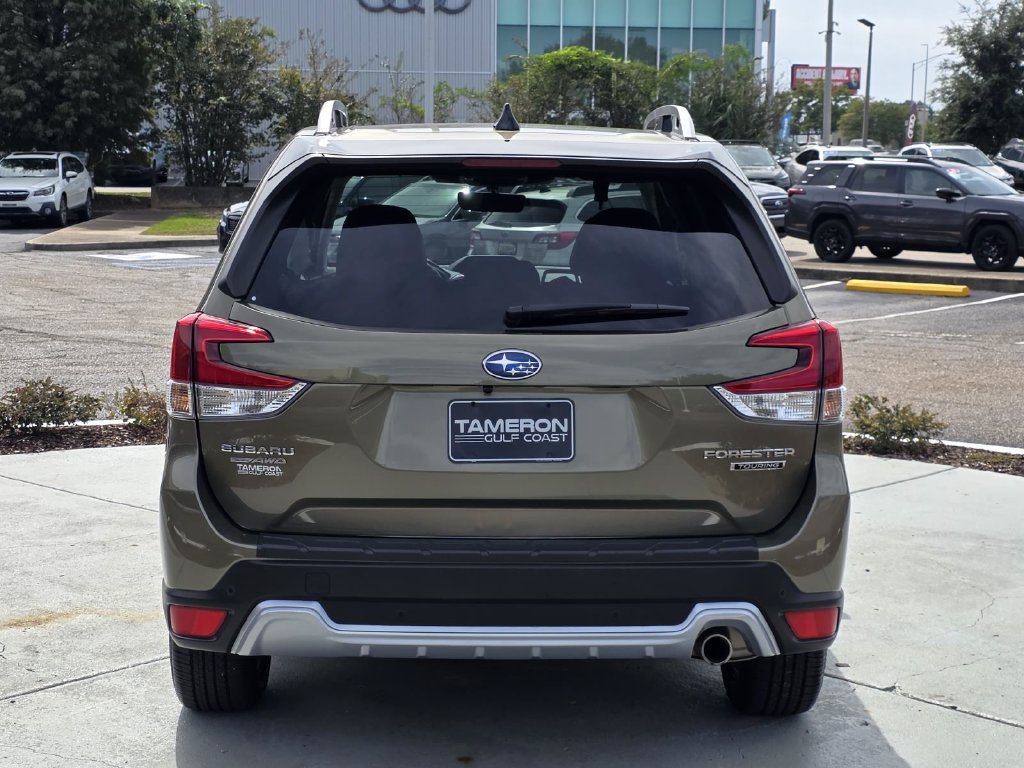 Used 2024 Subaru Forester Touring AWD/4WD image 3