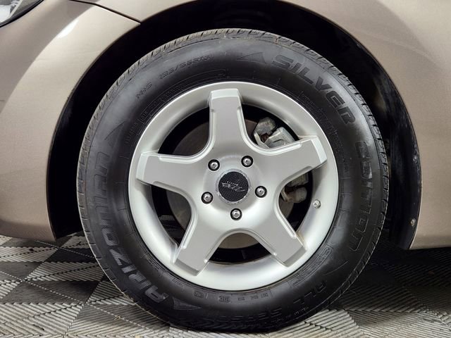 Used 2012 Hyundai Elantra Limited w/ Technology Pkg 5 FWD image 10