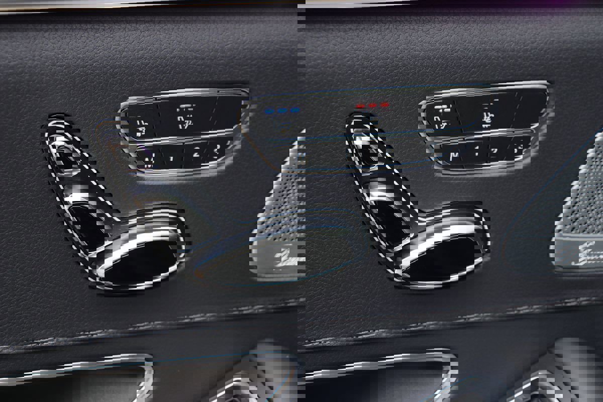 Used 2019 Mercedes-Benz S 560 Sedan image 52