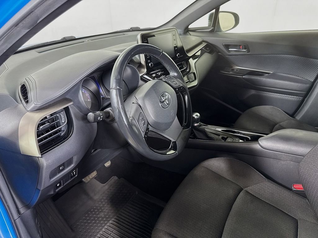 Certified 2019 Toyota C-HR XLE image 9