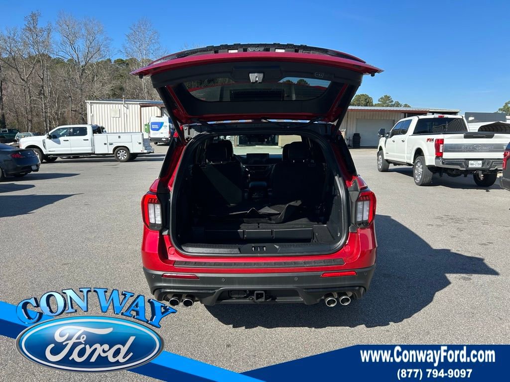 Used 2025 Ford Explorer ST image 8