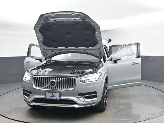 Used 2024 Volvo XC90 B5 Plus w/ Protection Package Premier image 46