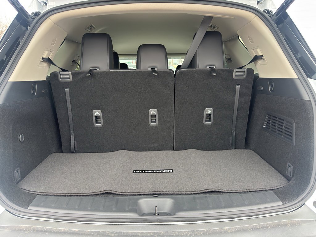New 2026 Nissan Pathfinder SL image 24