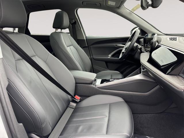 Certified 2025 Audi Q5 Premium w/ Convenience Package image 15