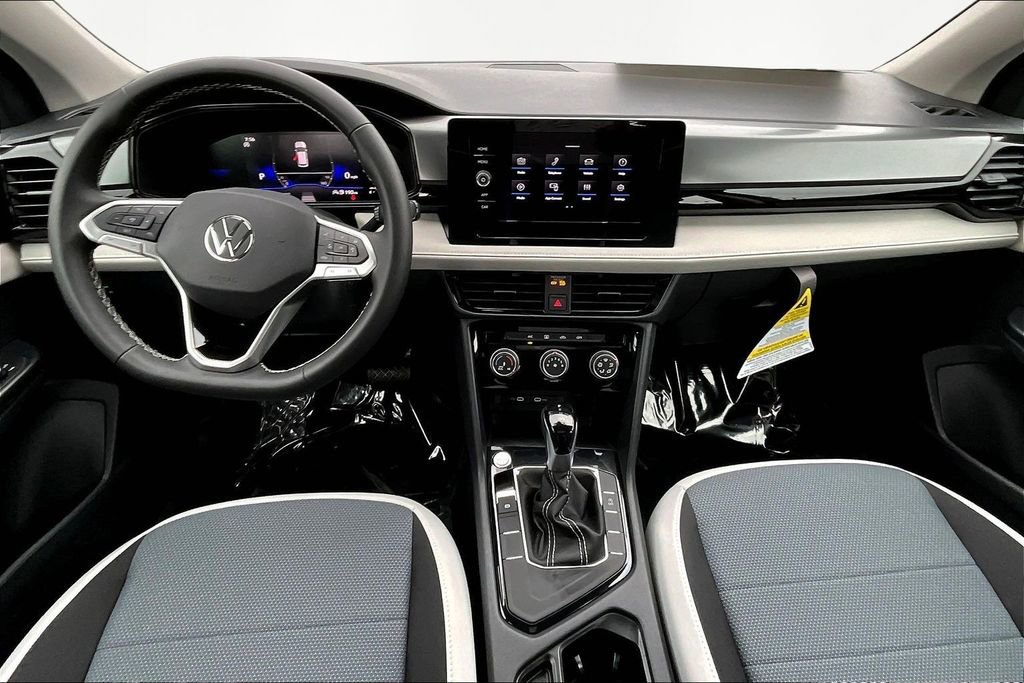 New 2026 Volkswagen Taos S image 7
