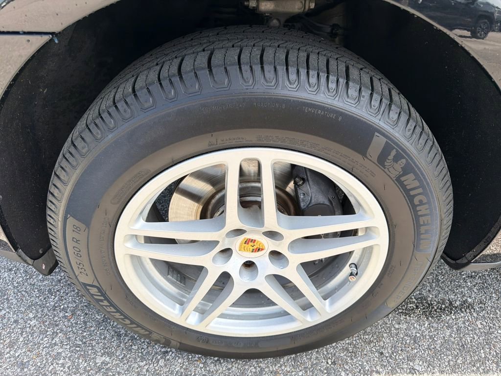 Used 2018 Porsche Macan image 14