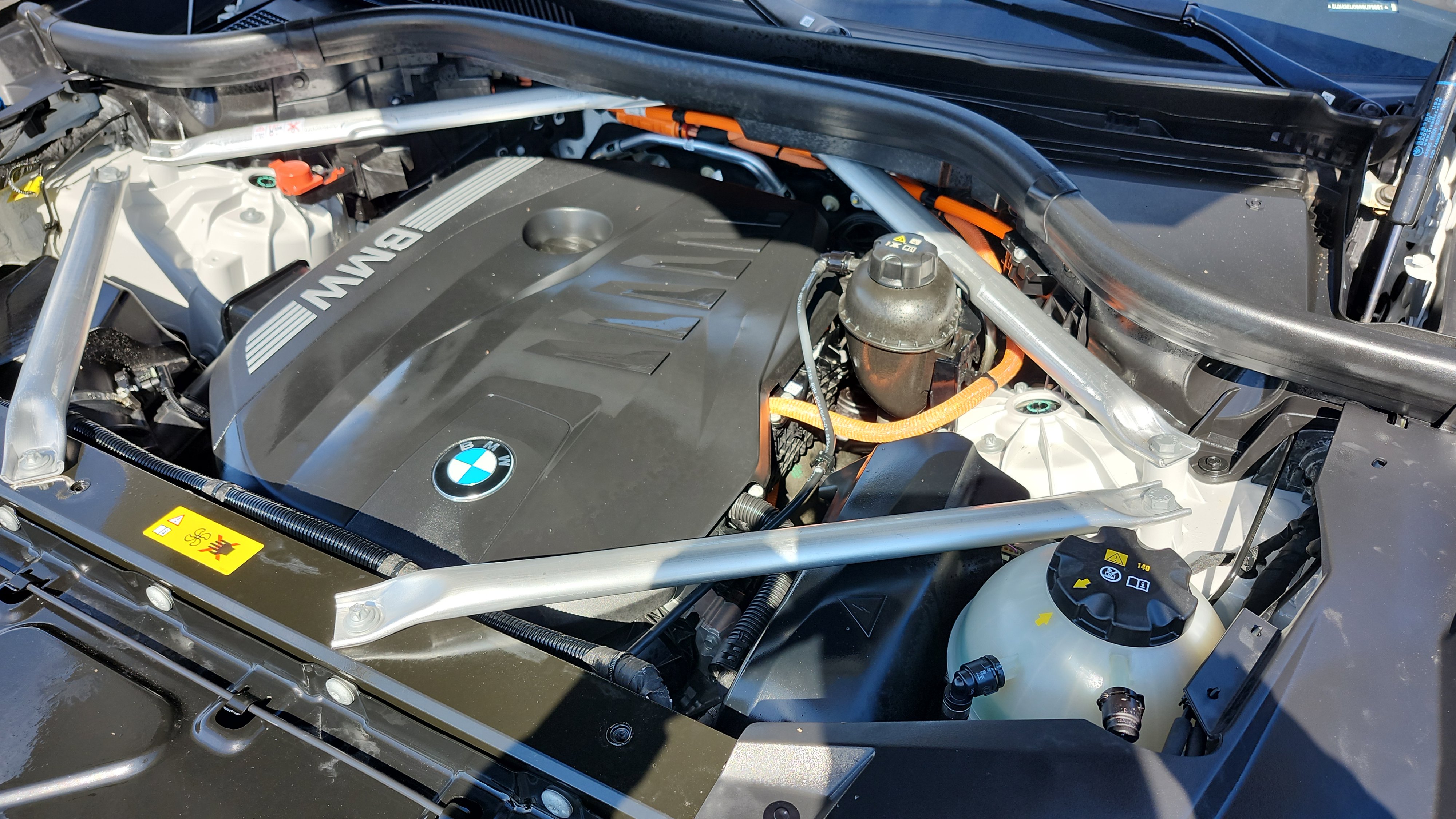 Certified 2024 BMW X5 xDrive50e w/ M Sport Package image 39