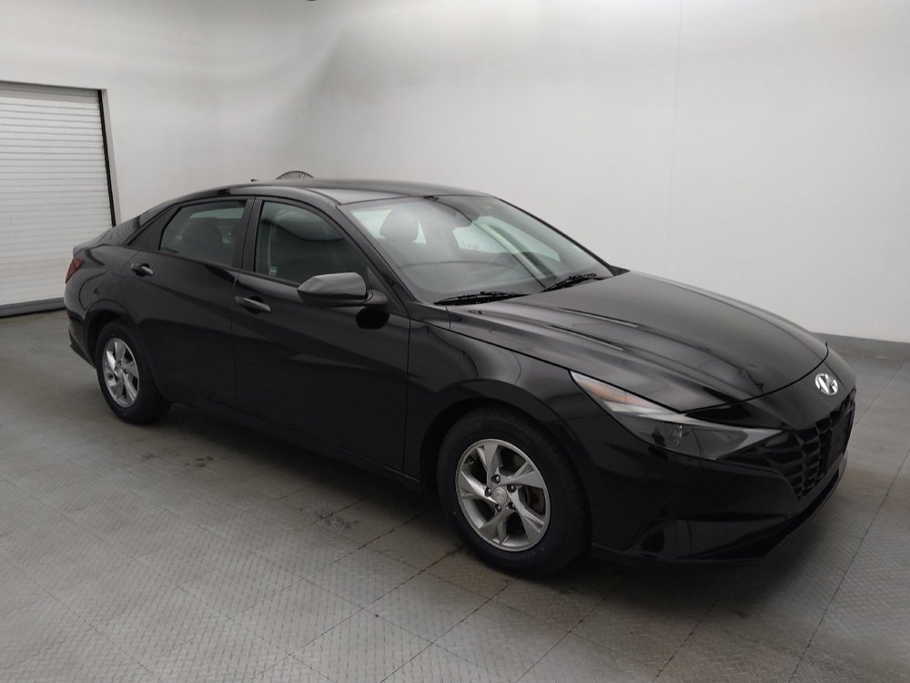 Used 2021 Hyundai Elantra SE w/ Cargo Package image 11