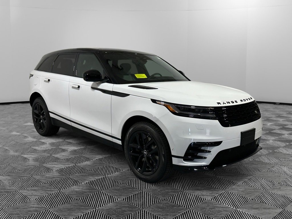New 2026 Land Rover Range Rover Velar Dynamic SE image 3
