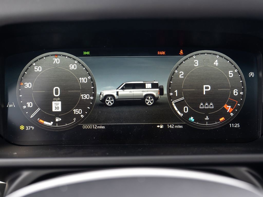 New 2026 Land Rover Defender 110 X-Dynamic SE image 13