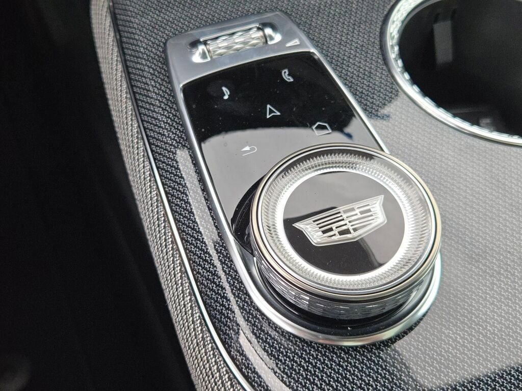 New 2026 Cadillac Optiq Sport 1 AWD/4WD image 27