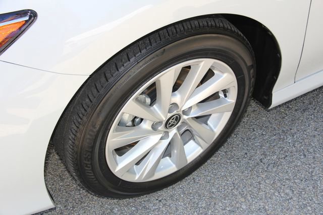 Used 2024 Toyota Camry LE FWD image 11