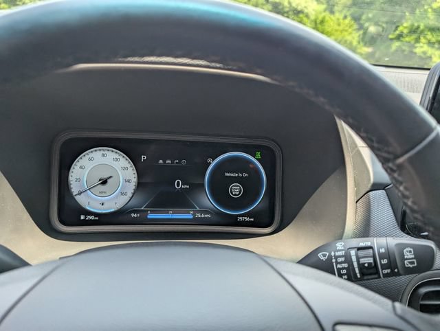 Used 2023 Hyundai Kona Limited w/ Cargo Package AWD/4WD image 18