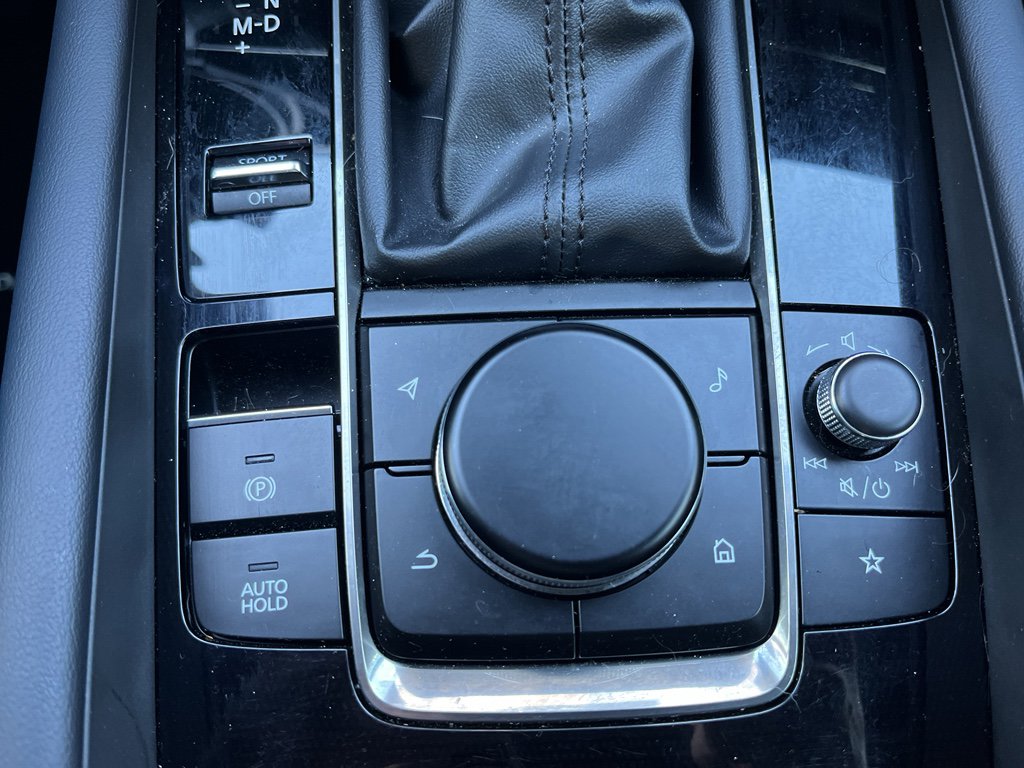 Certified 2025 MAZDA MAZDA3 Hatchback w/Premium Plus Pkg image 18