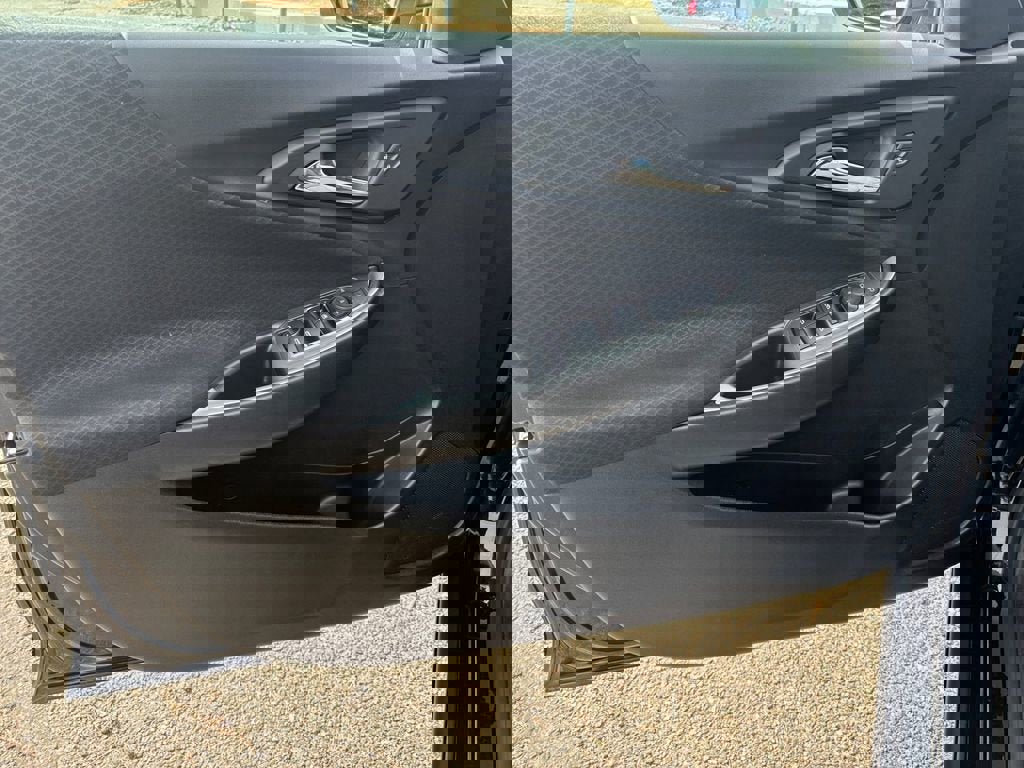 Used 2024 Chevrolet Malibu LT image 19