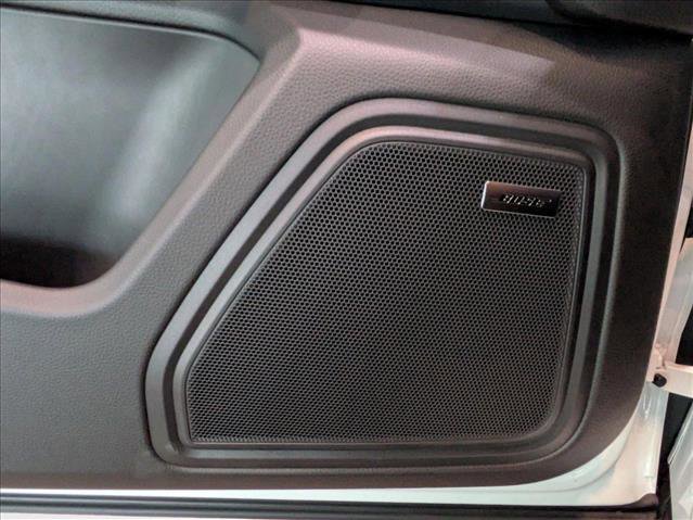 New 2025 Porsche Macan image 14