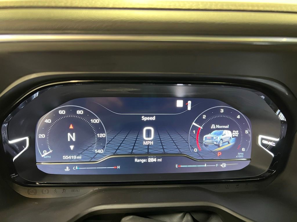 Used 2022 GMC Yukon Denali AWD/4WD image 19