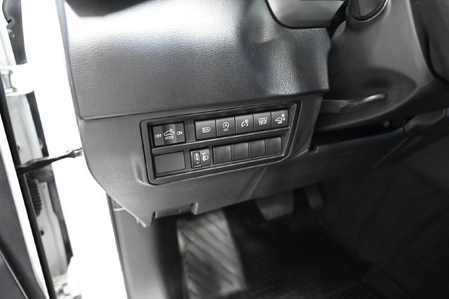 Used 2023 Toyota Tundra SR5 w/ SR5 Convenience Package AWD/4WD image 28