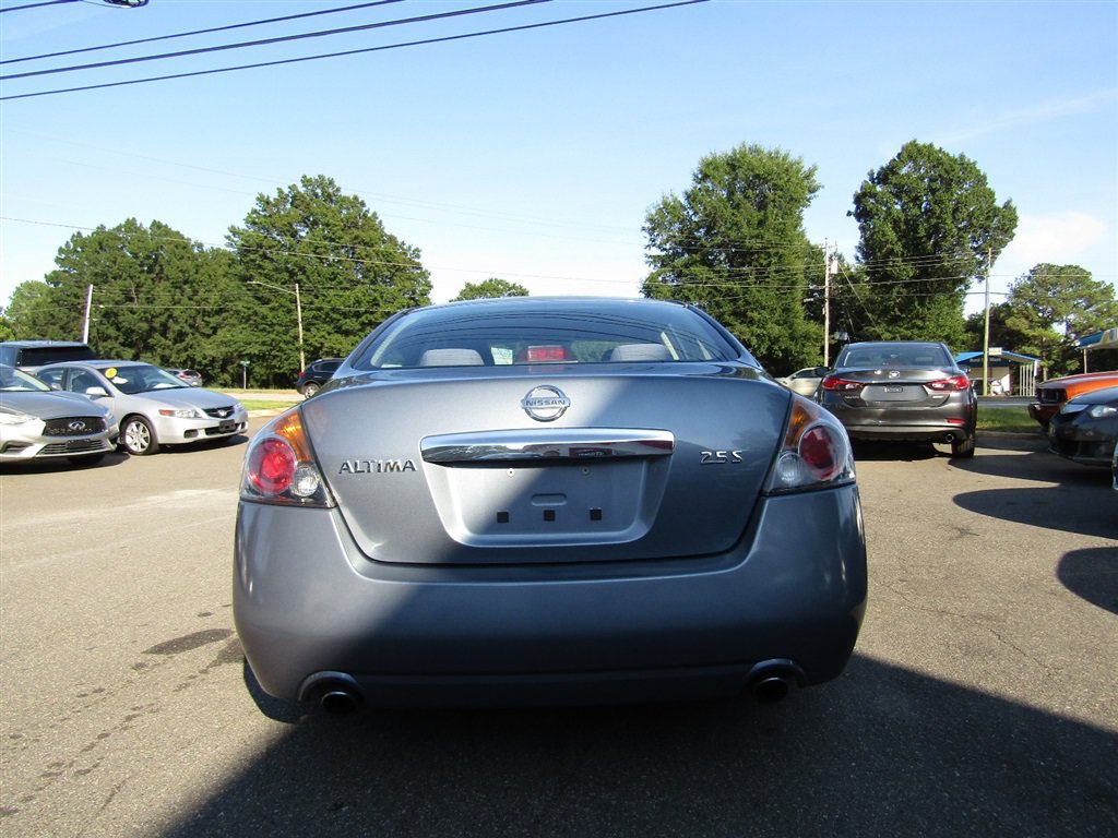 Used 2011 Nissan Altima 2.5 S w/ Convenience Pkg FWD image 5