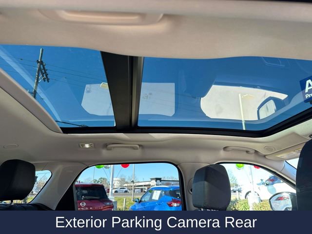 Used 2024 Land Rover Range Rover Velar S image 14