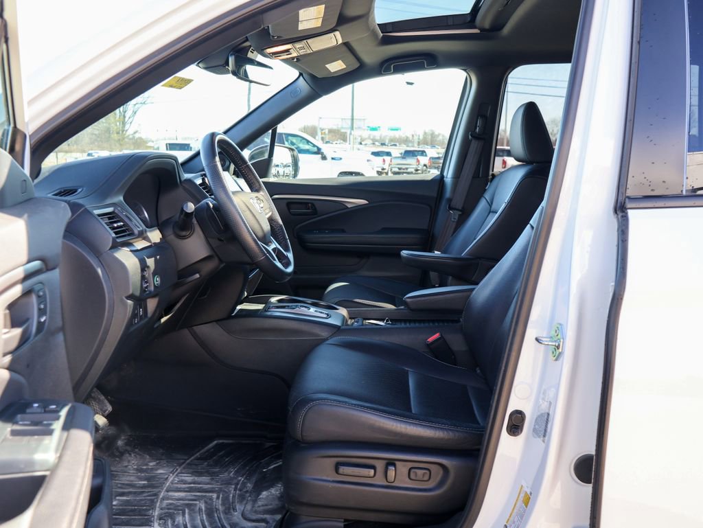 Used 2023 Honda Passport EX-L image 7