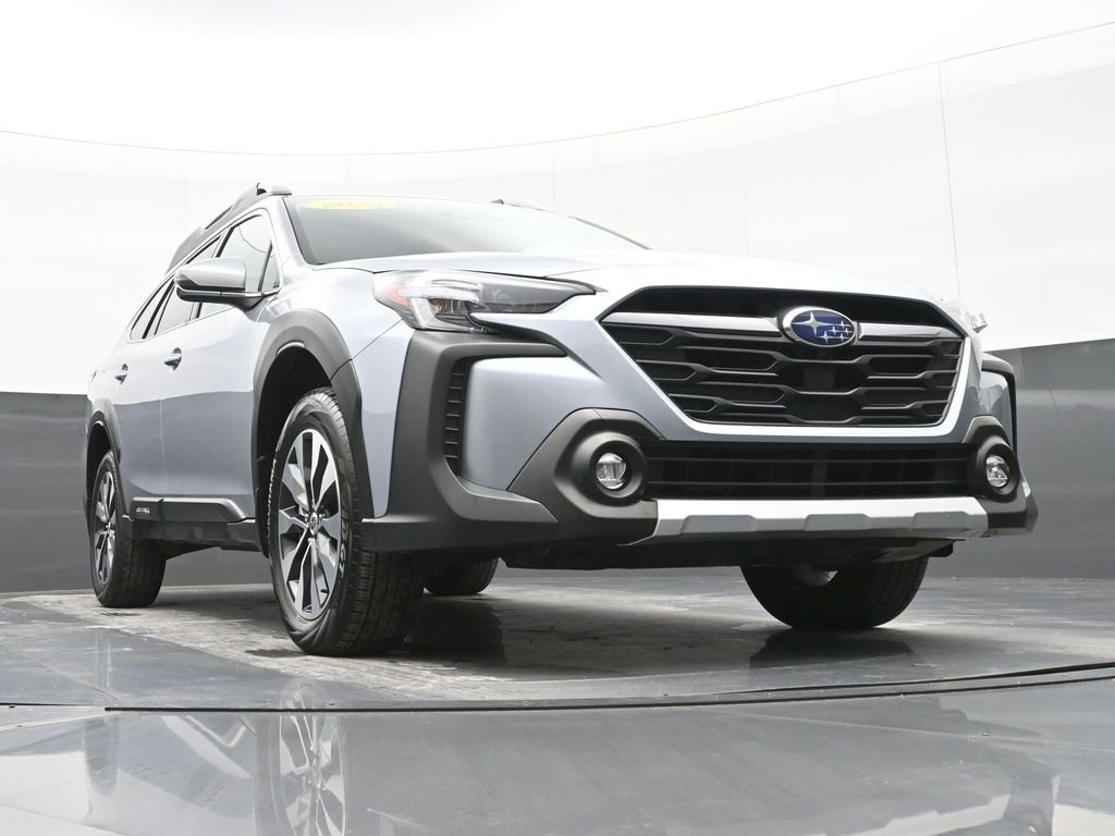 Used 2025 Subaru Outback Touring XT image 47