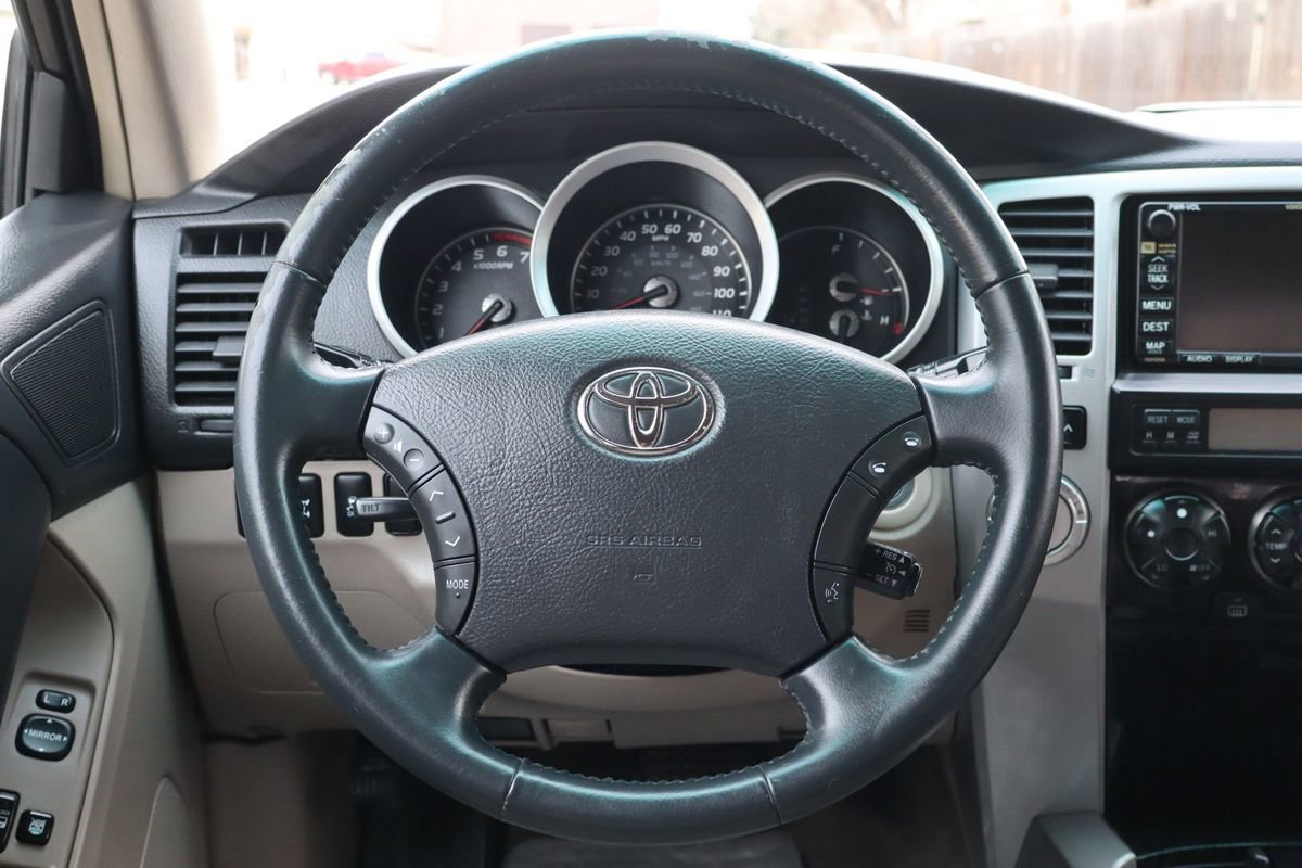 Used 2008 Toyota 4Runner Limited image 18