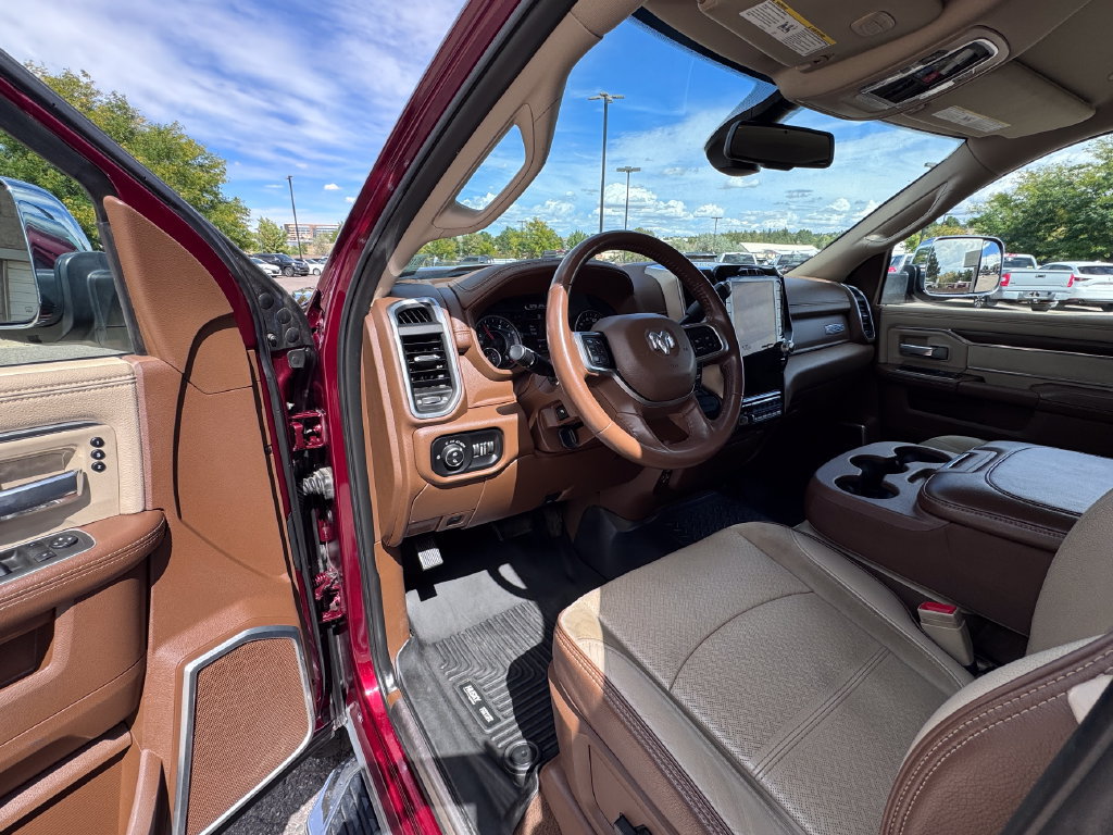 Used 2022 RAM 3500 Laramie AWD/4WD image 25