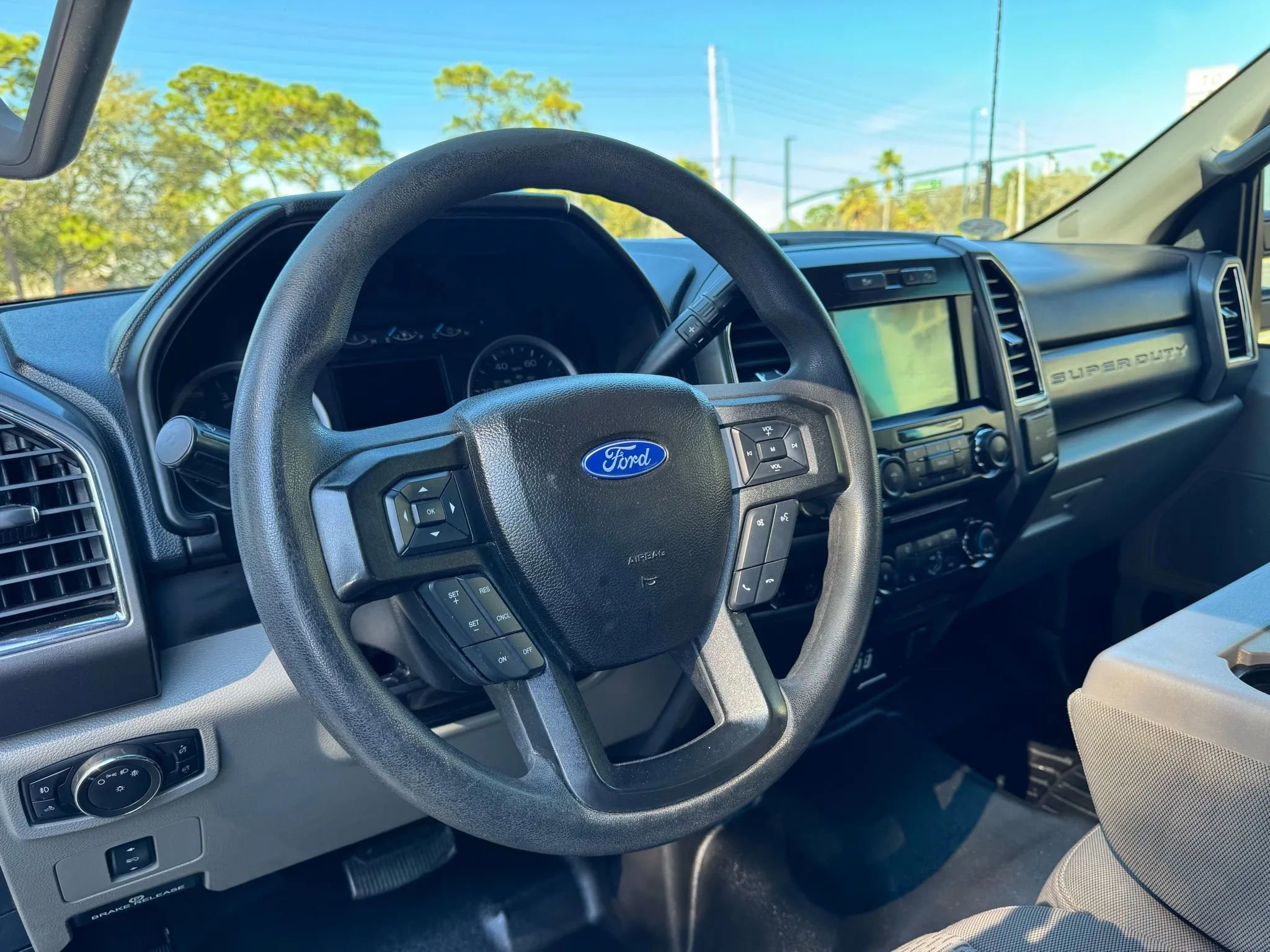 Used 2017 Ford F250 XLT w/ XLT Value Package image 9