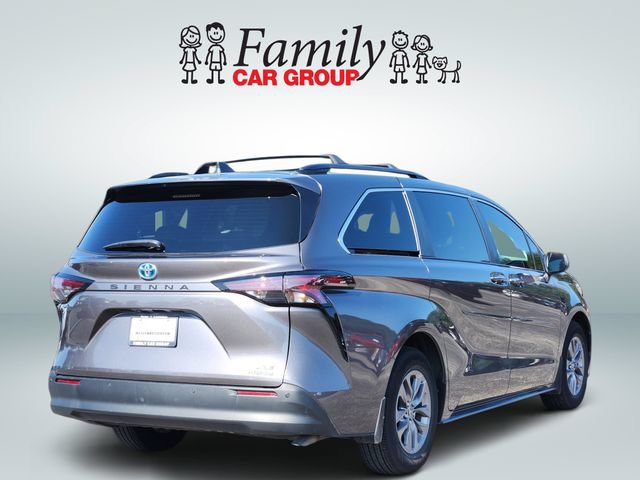 Certified 2023 Toyota Sienna XLE FWD image 4