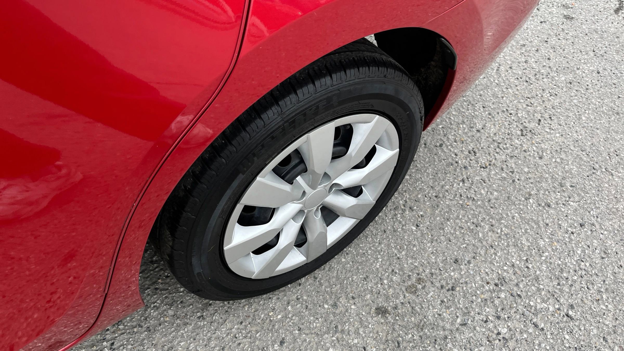 Used 2014 Toyota Corolla LE image 13