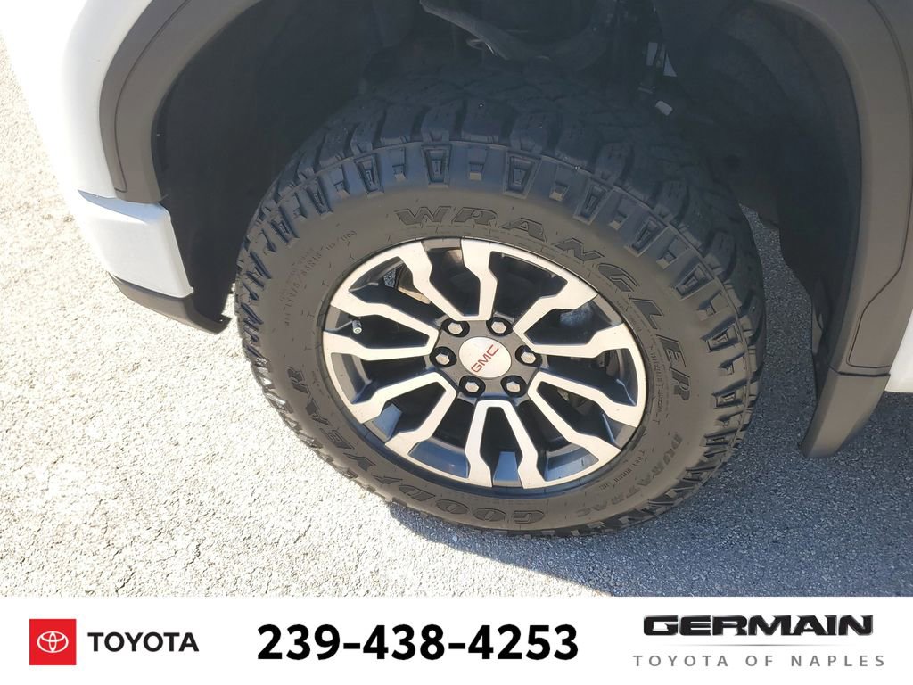 Used 2023 GMC Sierra 1500 AT4 image 13