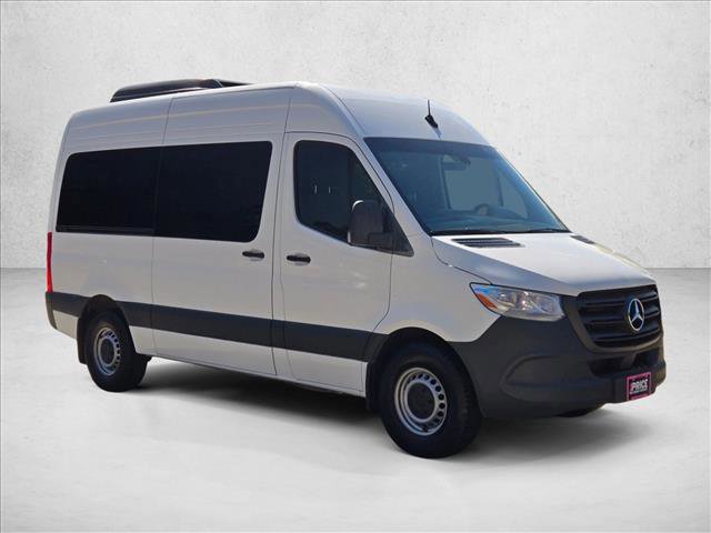 Used 2024 Mercedes-Benz Sprinter 2500 image 3