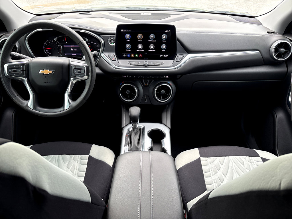 Used 2023 Chevrolet Blazer LT w/ Driver Confidence Package image 4