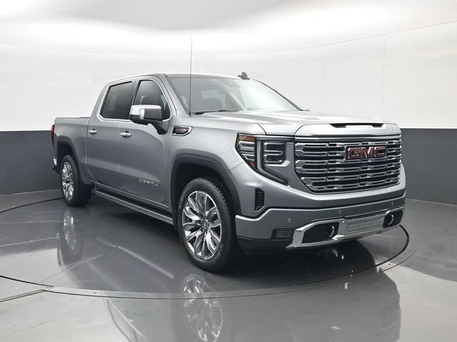 Used 2023 GMC Sierra 1500 Denali w/ Denali Reserve Package AWD/4WD image 3