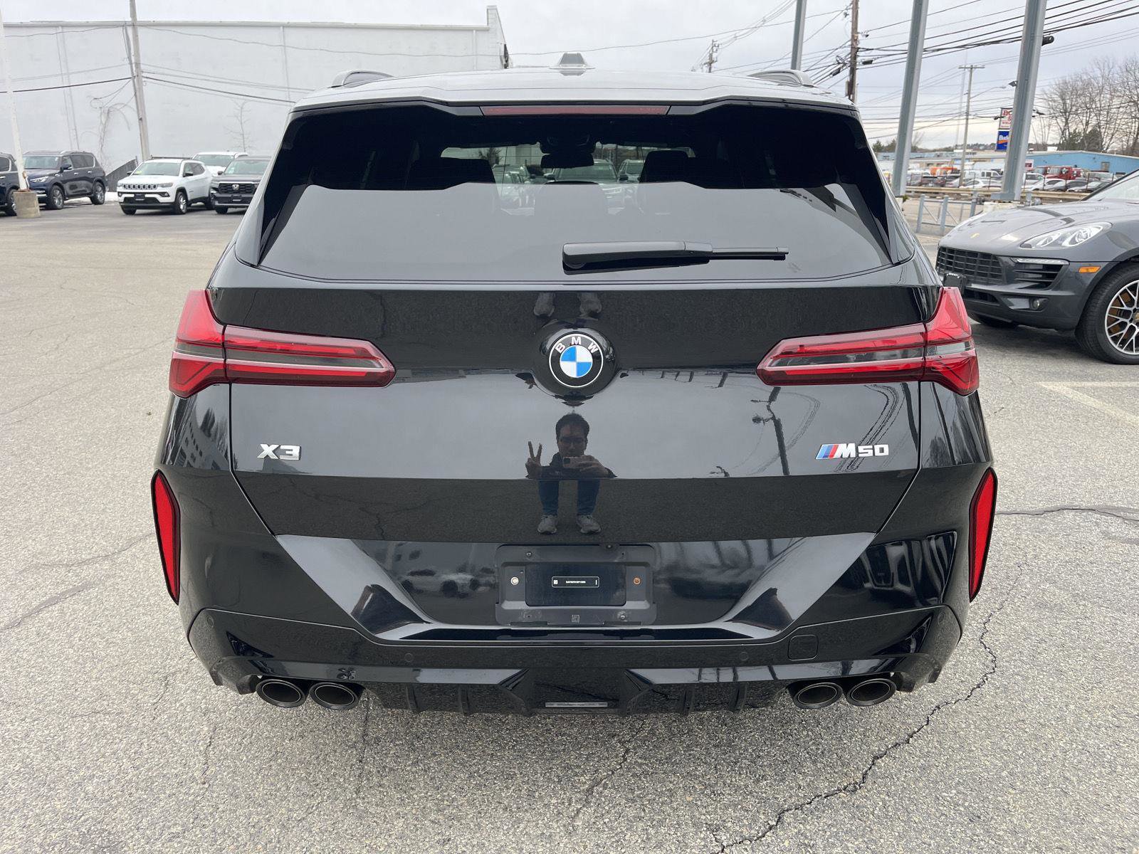 Used 2025 BMW X3 M50 w/ Premium Package image 4