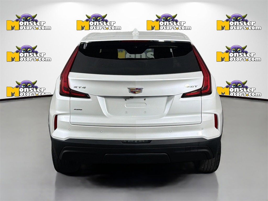 Used 2024 Cadillac XT4 Luxury image 6