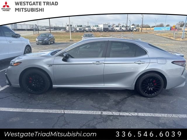 Used 2021 Toyota Camry SE image 6