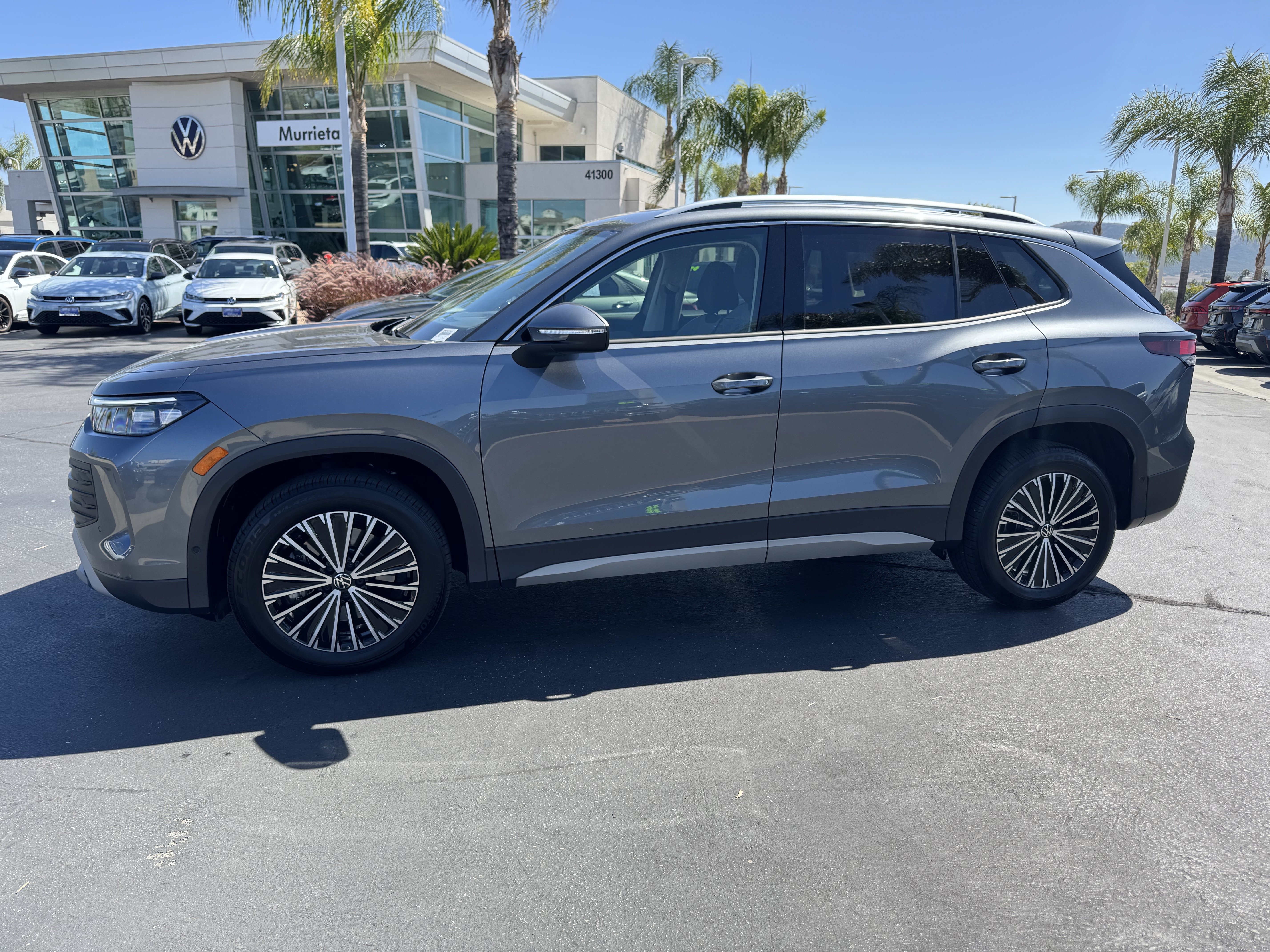 Certified 2025 Volkswagen Tiguan S AWD/4WD image 7