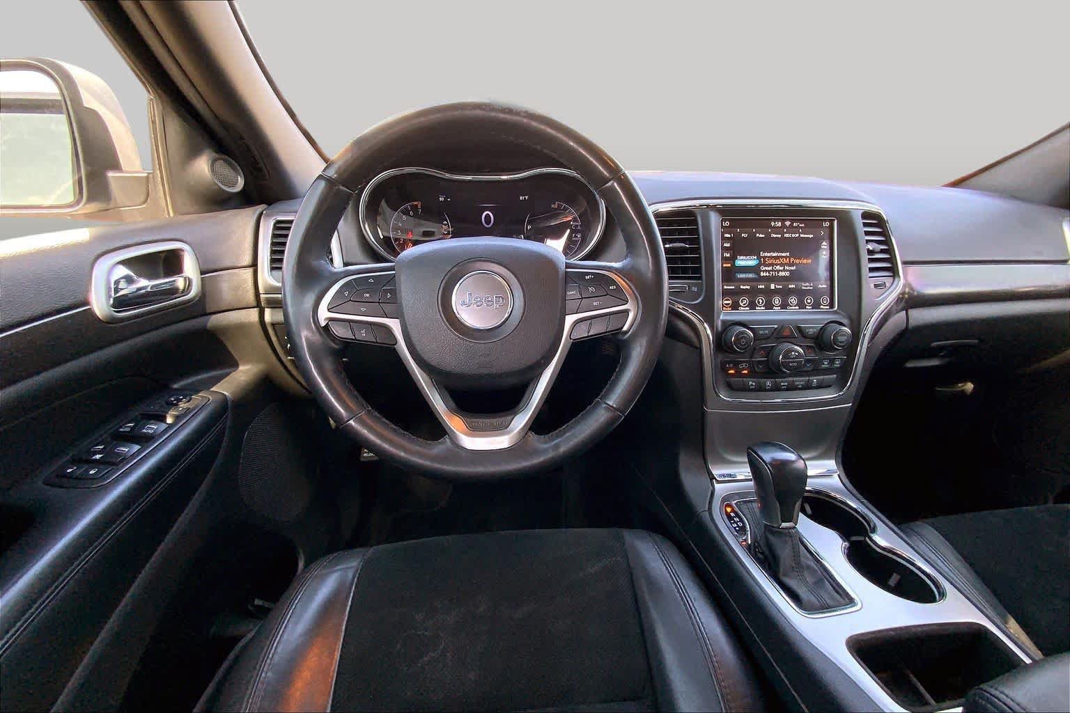 Used 2018 Jeep Grand Cherokee Altitude RWD image 5