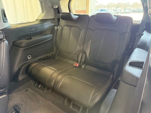 Used 2023 Jeep Grand Cherokee L Limited w/ Black Appearance Package image 23