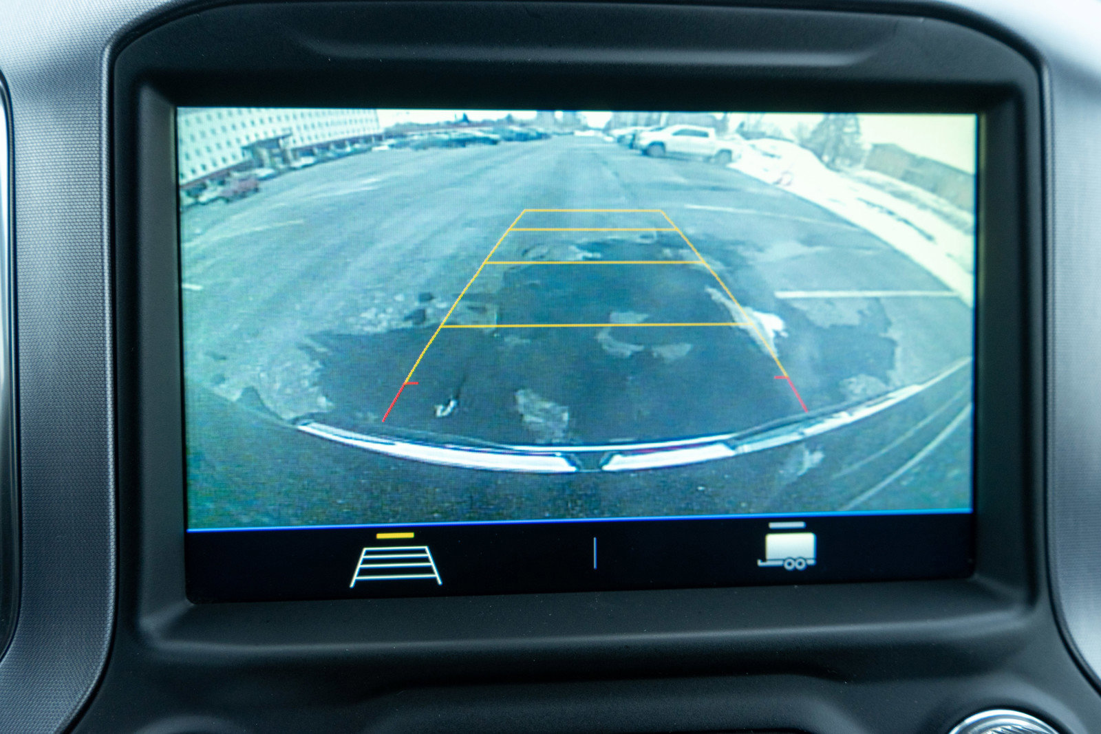 Used 2021 GMC Sierra 2500 SLE w/ SLE Value Package; image 18