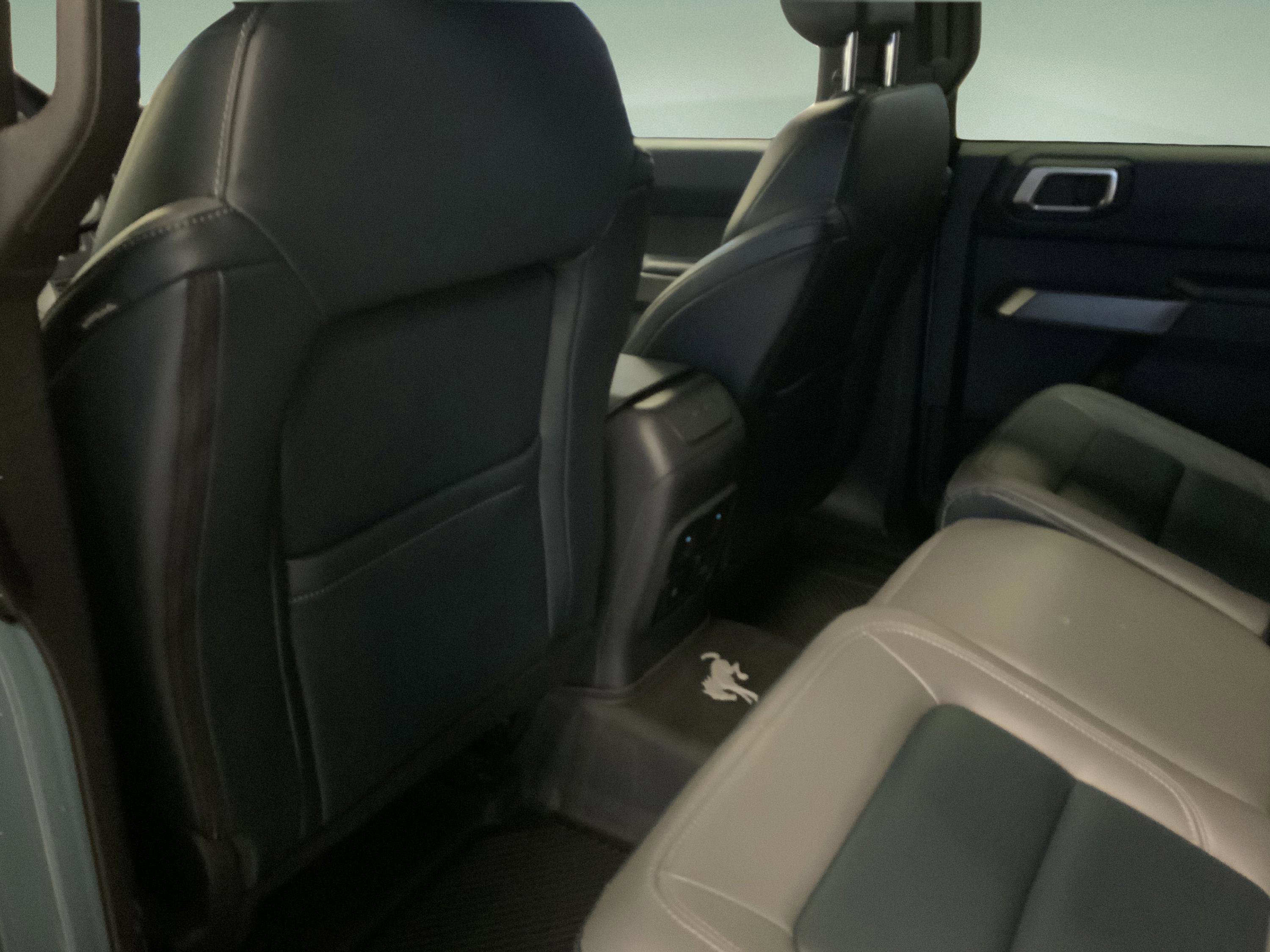 Used 2023 Ford Bronco Outer Banks image 17